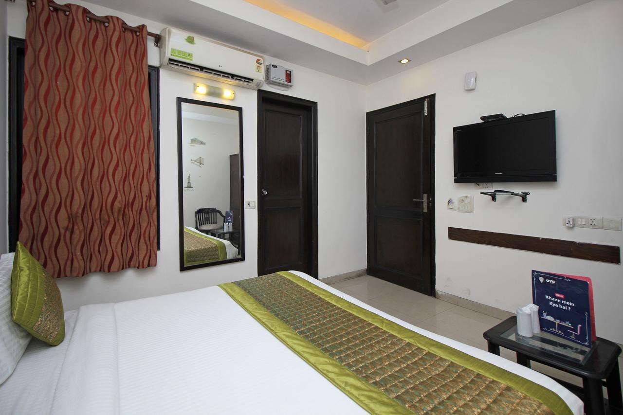 Airport Hotel Jet Inn Suites New Delhi Exteriör bild